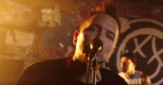 blink-182 'Bored To Death' music video